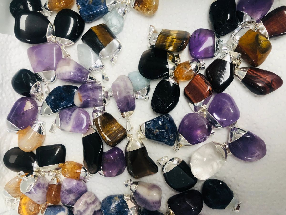 Pendants Tumbled Stone Mix -(6 Pieces) @ $3.67/each